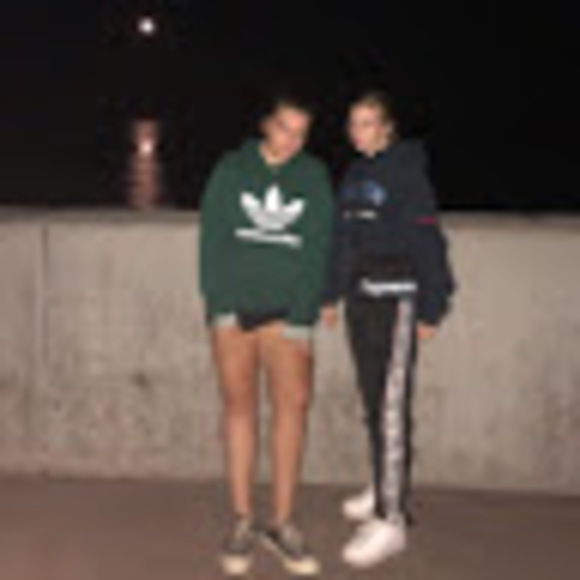 Meet your Posher, Sibley - Picture 1 of 1